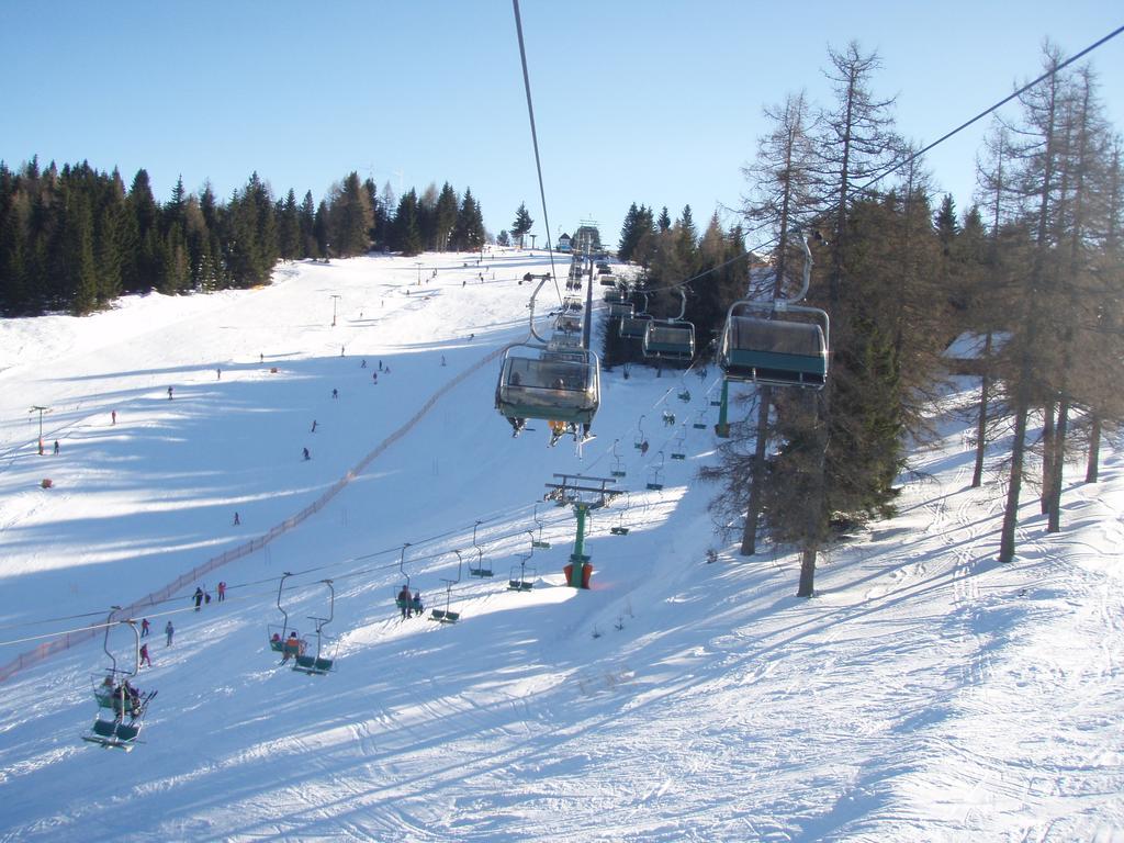 Apartments Lovec Cerkno Eksteriør billede